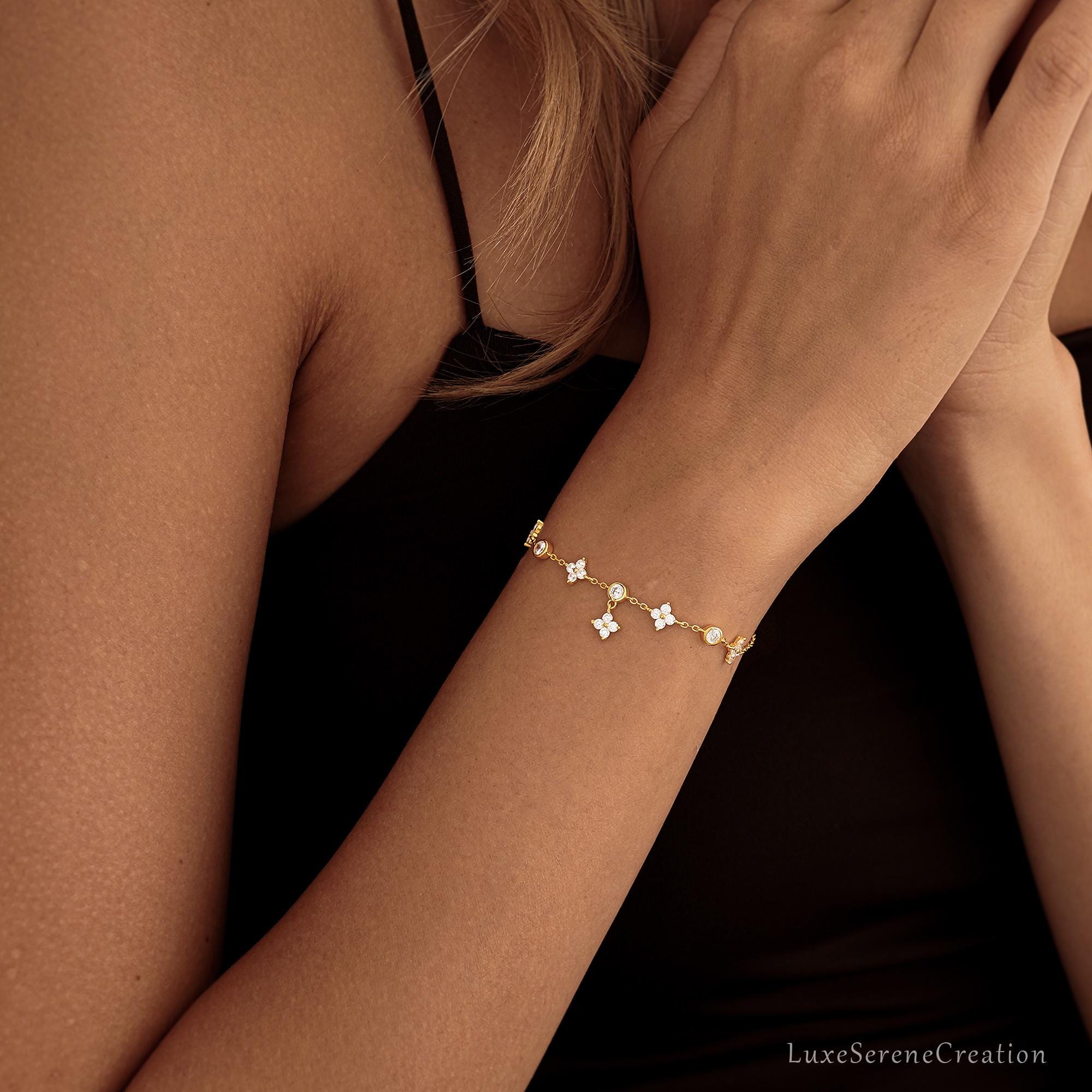 925 Sterling Silver Flowers Diamonds Bracelet Minimalist Diamond 925 Sterling Silver Flowers Diamonds Bracelet Minimalist Diamond